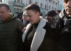 Надежду Савченко задержали в здании Верховной Рады и проводили на допрос в СБУ 