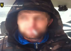 На Буюканах посреди улицы задержали мужчину с наркотиками