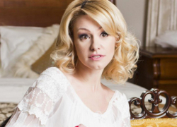 Лорена Богза возмутилась большим количеством русских школ