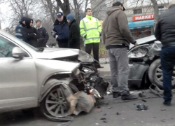 Ребенок и двое взрослых пострадали в массовом столкновении автомобилей на Ботанике 