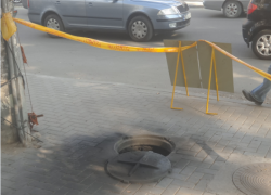 В центре Кишинева произошел взрыв в канализации 