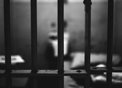 Беременна в 12: двое братьев получили по 10 лет за насилие над сестрой