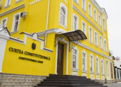 Почему Конституционный суд тянет с решением о законности минувших президентских выборов