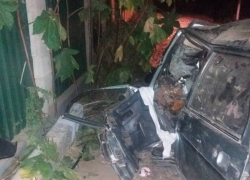 ВАЗ протаранил столб в Кагульском районе, погиб мужчина