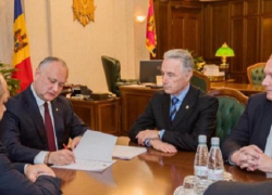 Бывшие министры стали советниками Додона