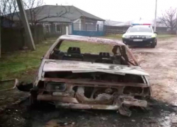 Трагические издевательства молодых людей над автомобилем в Глодянском районе показали на видео