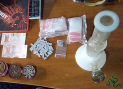 Банда из женщины и десяти мужчин распространяла в ночных клубах Кишинева наркотики