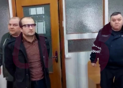 Водитель, насмерть сбивший юного велосипедиста, объявил голодовку