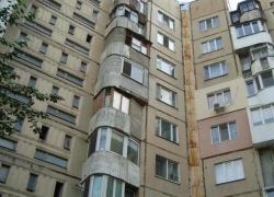 Трагедия в Кишиневе: молодой человек погиб, упав с 16-го этажа 