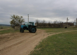 Полиция нашла злоумышленников, пытавшихся украсть трактор в селе Бешгиоз