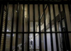 Осужденный за изнасилование полицейский из Оргеева получил еще несколько лет тюрьмы