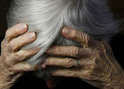 Нарушительница из Молдовы устроила забастовку на кушетке у российских пограничников 