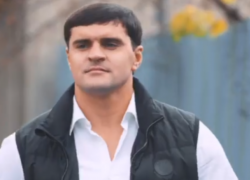 (Фото) Цуцу и его цугцванг - беглеца видели на заправке в Румынии