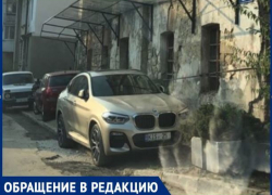 Подтвердилось: "Красную мельницу" в Кишиневе используют как место для парковки