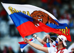 Российских болельщиков избили в центре Кишинева за выкрики "Россия!" 