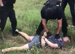 Задержание гражданина Украины, промышлявшего торговлей наркотиками в Кишиневе, сняли на видео 