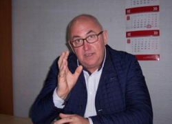 Известный политической аналитик считает, что молдаване стали заложниками "реваншизма двух партий"