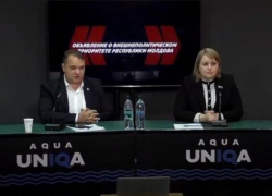 Александр Нестеровский и Ирина Лозован призывают жителей Молдовы к маршу мира