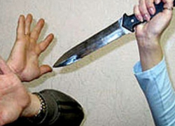 Разъяренная женщина набросилась с ножом на любовника в Рыбнице