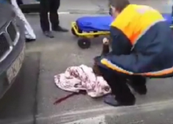 Окровавленный мальчик, которого сбил «Мерседес», попал под BMW в Кишиневе: шокирующее видео