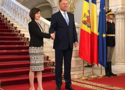 В День независимости молдавские военные будут маршировать перед президентом Румынии