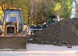 Трагедия в Кишиневе: рабочего насмерть засыпало землей 