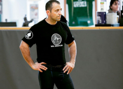 Полиция предоставила подробности инцидента с тренером Макгрегора в аэропорту Кишинева