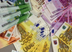 Мужчина отдал мошеннику 82 000 евро, решив, что покупает у него криптовалюту