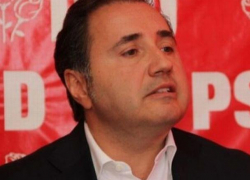 Беглый румынский политик, которого разыскивал Интерпол, призывал отдавать свои голоса за Санду