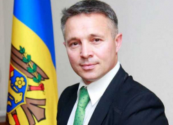 Отомстили преподавателю. Бывшие студенты Кырнаца поставили ему 4 на экзамене за пост омбудсмена 