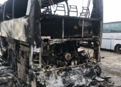 Это умышленный поджог: преступник попал на камеры наблюдения