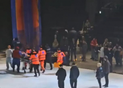 Организаторы назвали причину падения акробатки во время выступления в Arena Chișinău