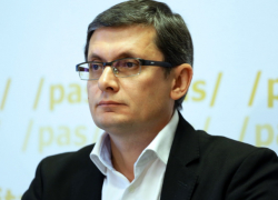 Гросу осудил «проклятую зависимость» от РФ и пообещал пережить эту зиму