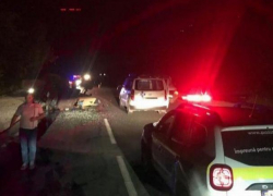 На трассе Кишинев-Хынчешты жестко столкнулись трактор и грузовик, есть раненые