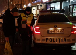 Патрульные полицейские помогли вернуться домой потерявшемуся 9-летнему мальчику