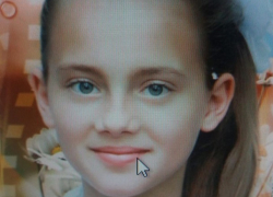 Девочка с голубыми глазами исчезла в Яловенском районе