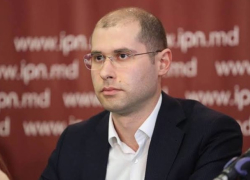 Тофилат предупредил о возможных отключениях света в Молдове в августе