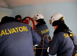 В Окницком районе спасли женщину, провалившуюся в 15-метровый колодец