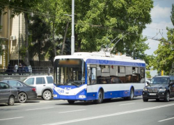 На общественном транспорте без пробок: улицы, на которых полосы появятся только для автобусов и троллейбусов