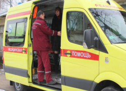 Мальчик обнаружил в луже крови маму, которая вспорола живот после ссоры с любимым в Бендерах