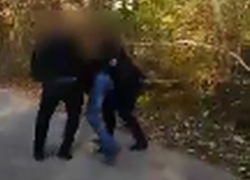 Двое мужчин заставили жительницу Кишинева заняться с ними сексом в извращенной форме