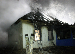 Четверо украинских детей погибли страшной смертью, пока их мать развлекалась с друзьями 