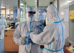 Врачам, заразившимся коронавирусом, не платят обещанных пособий