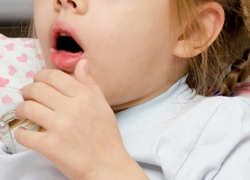 В Кантемире внезапно умерла 6-летняя девочка, под подозрением мама и врачи