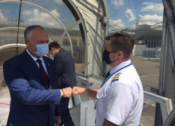 Игорь Додон отправился с визитом в Москву 