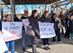 Борьба за выживание: INIMA MOLDOVEI требует погасить долги перед сотрудниками "Железной дороги" и спасти предприятие