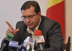 Откроешь рот - мы тебя уничтожим, - Лупу предупредил Болбочану