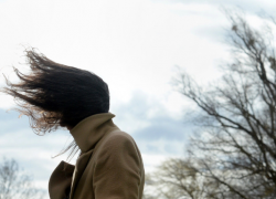 Юноша в Бельцах попал в больницу после сильного ветра