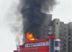 В столичном торговом центре произошел пожар 