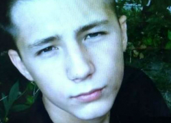 Зеленоглазый школьник со шрамом и татуировкой пропал в Приднестровье